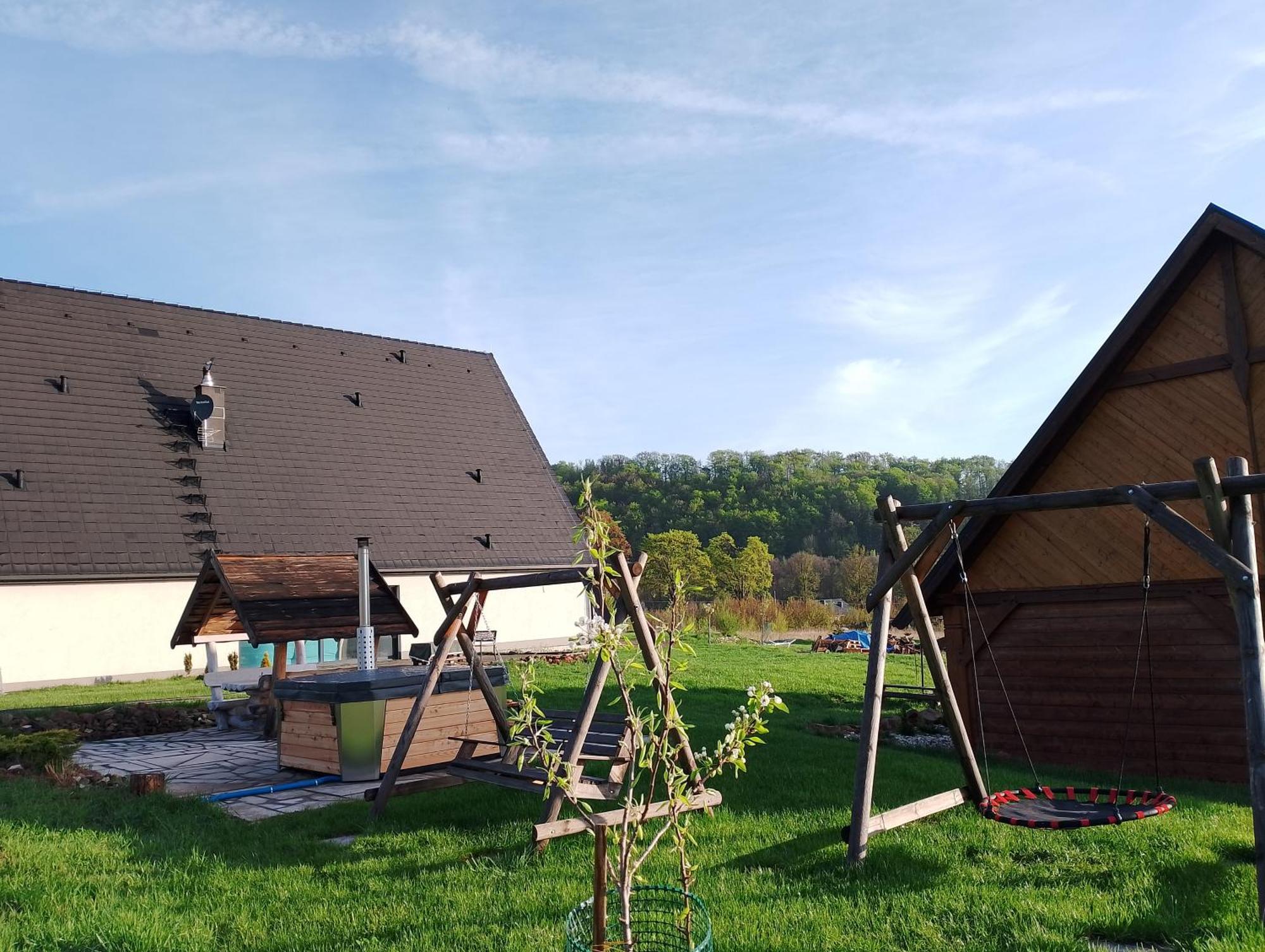 Otulina Dom W Gorach Stolowych Pod Szczelincem Pogranicze Pl-Cz Radkow Buitenkant foto