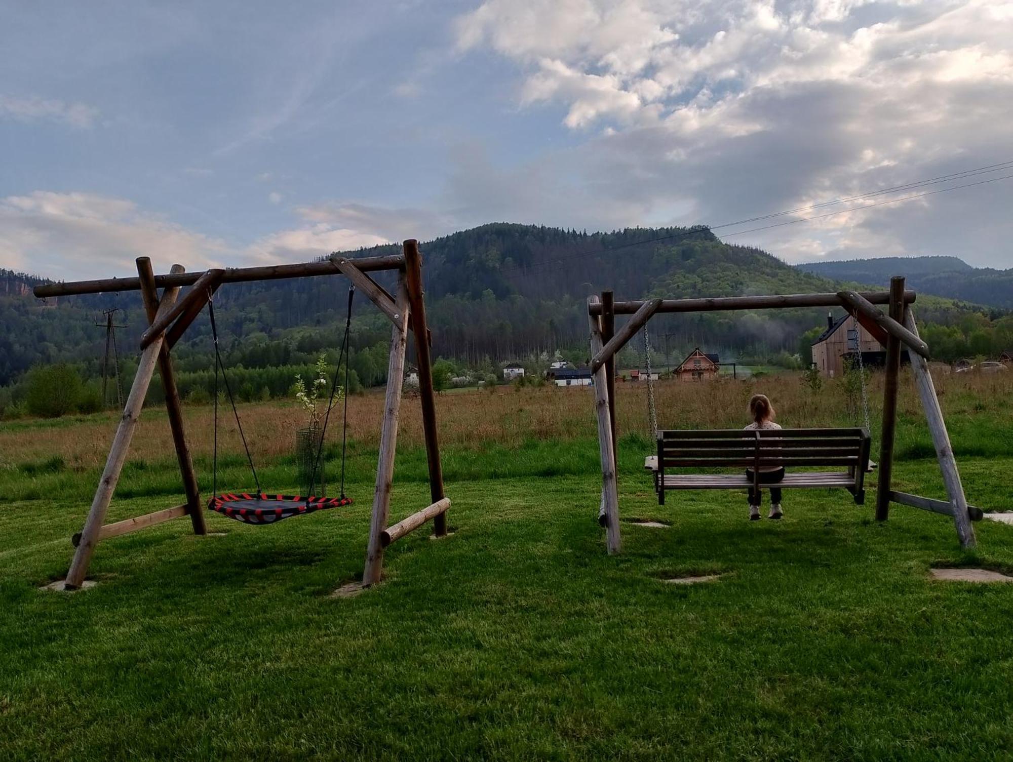 Otulina Dom W Gorach Stolowych Pod Szczelincem Pogranicze Pl-Cz Radkow Buitenkant foto